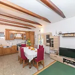 Vakantiehuis In With Sauna *