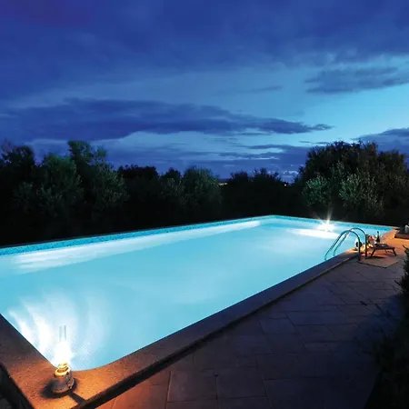 4 Bedroom Stunning In Kastel Novi